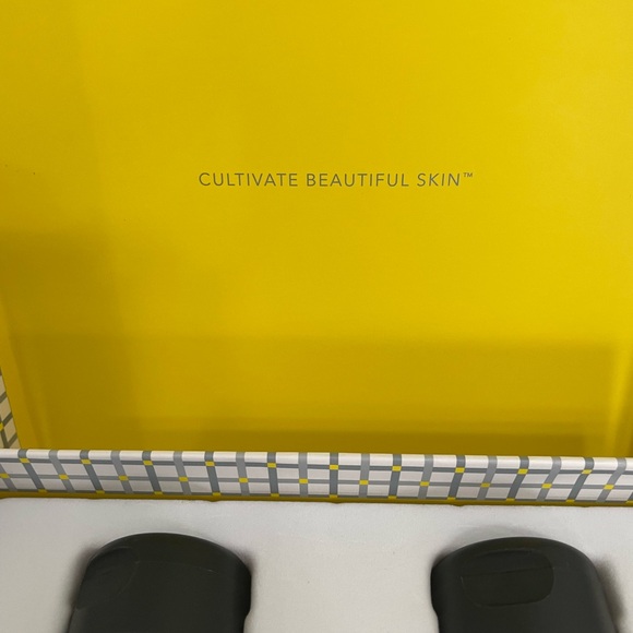 Beekman 1802 gift set 2 hand cream honeyed & orange blossom 3.4 oz - Picture 5 of 9